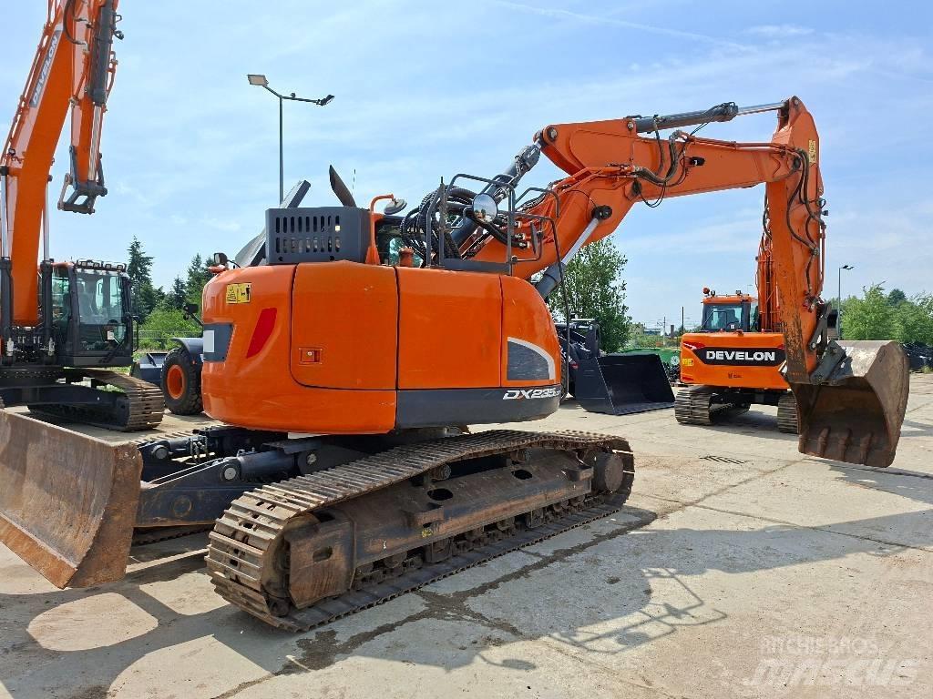 Doosan DX 235 LCR-5 Гусеничні екскаватори