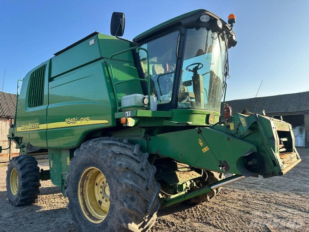 John Deere 9540 CWS Зернозбиральні комбайни