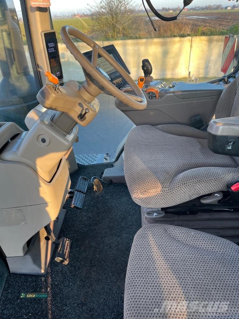 John Deere 8320 R Трактори