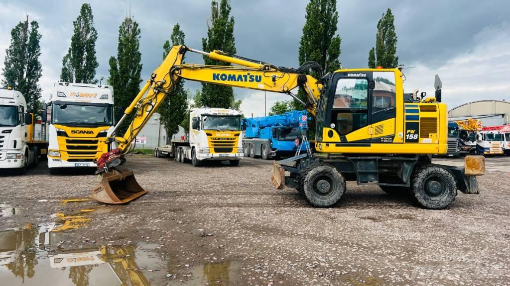 Komatsu PW 158 Колісні екскаватори