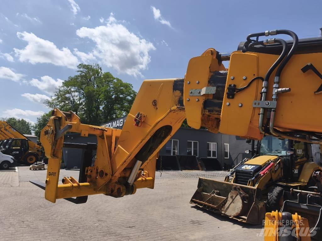 JCB 540-140 Телескопічні навантажувачі