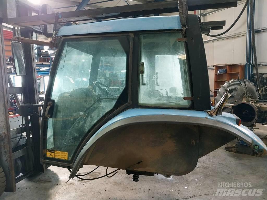 Landini Legend 115 Кабіна