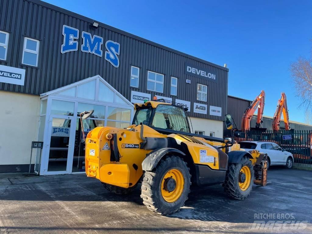JCB 540-140 Телескопічні навантажувачі