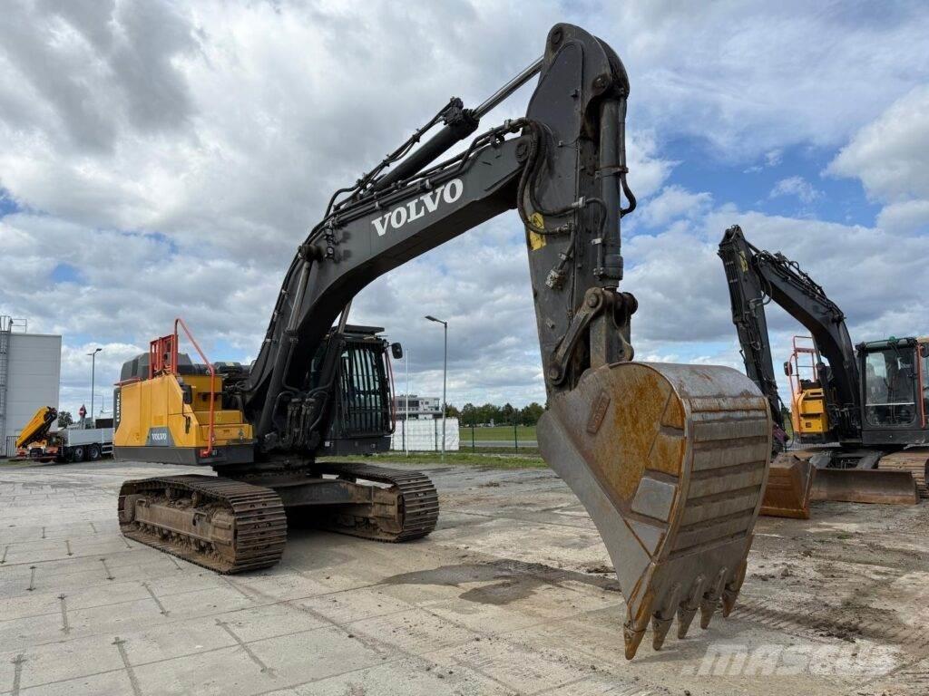 Volvo EC380ENL Гусеничні екскаватори