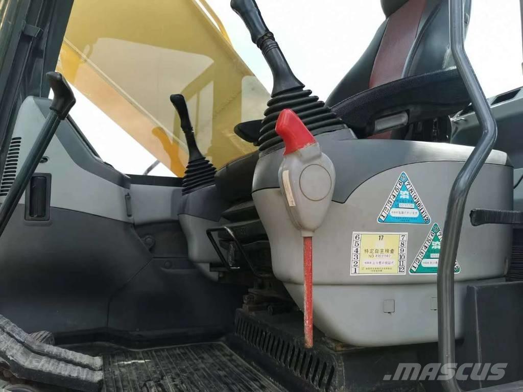 Komatsu PC 200 Гусеничні екскаватори