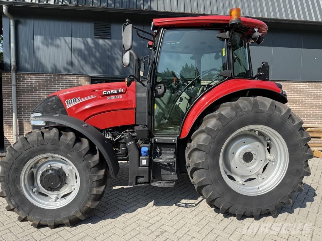 CASE Farmall 100X Трактори
