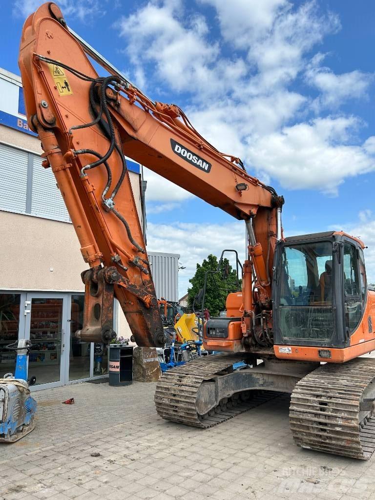 Doosan DX 180 LC-3 Гусеничні екскаватори