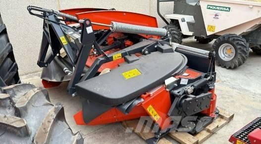 Kubota DMC7032R Косилки-формувачі