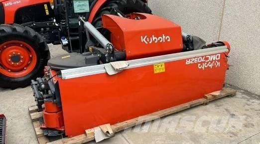 Kubota DMC7032R Косилки-формувачі