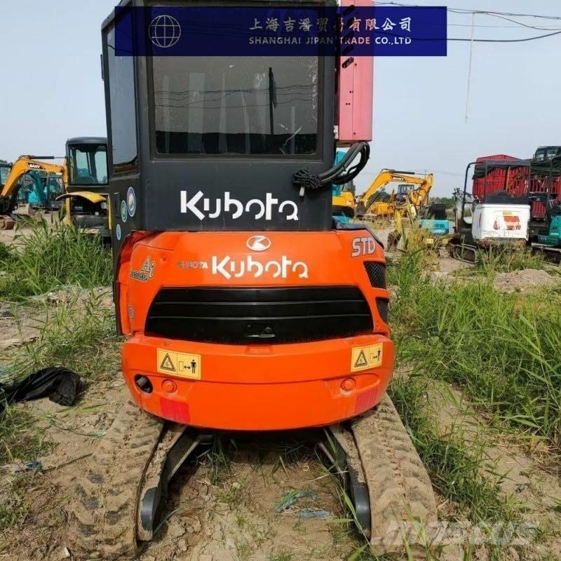 Kubota U 20 Гусеничні екскаватори