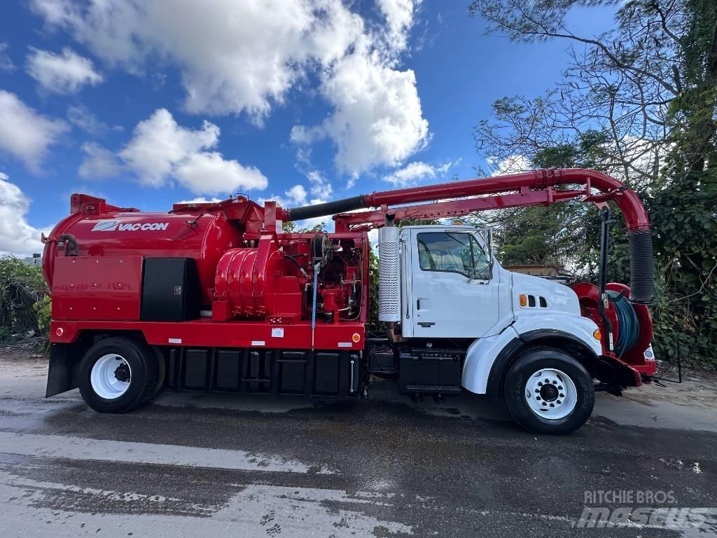 Sterling L 7500 Комбі/Вакуумні вантажівки