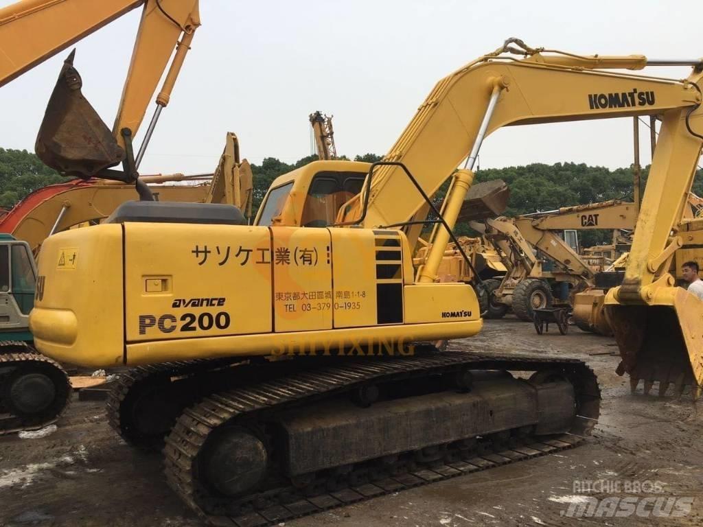 Komatsu PC 200 Гусеничні екскаватори