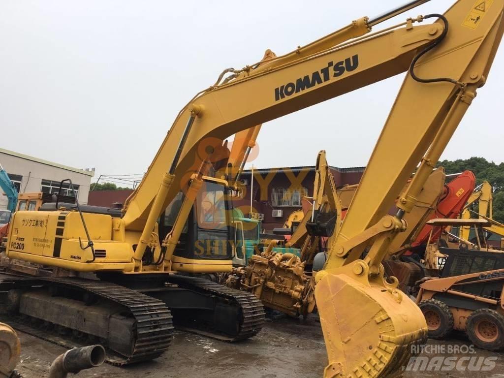 Komatsu PC 200 Гусеничні екскаватори