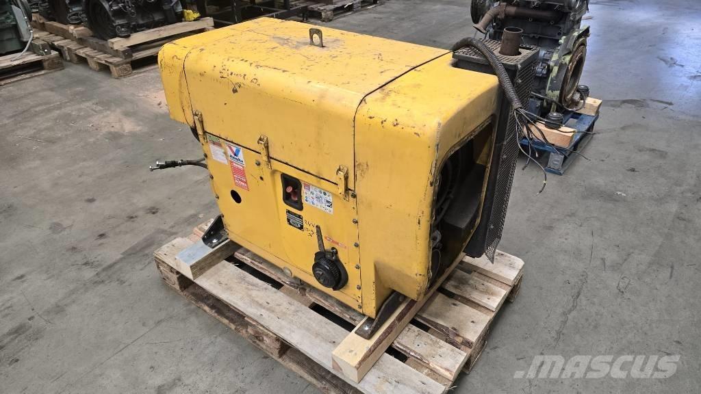 Hatz 4L40C Двигуни