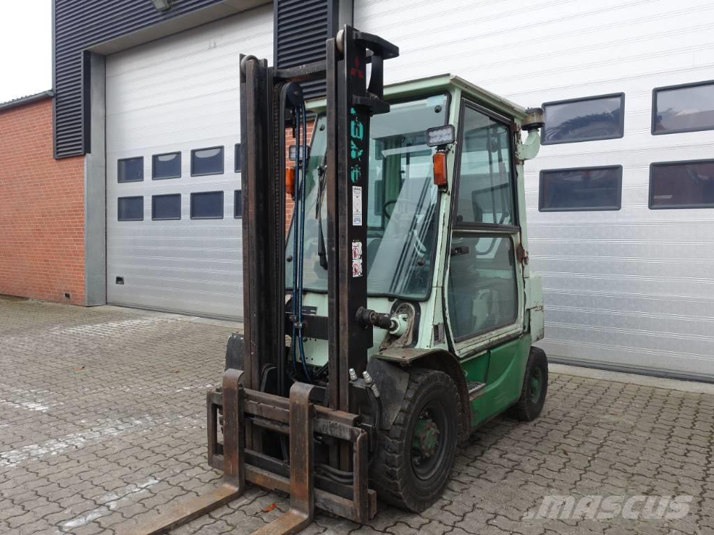 Mitsubishi FD 25 T Дизельні навантажувачі