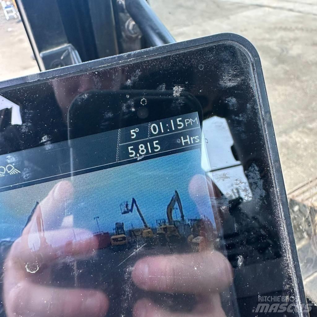 JCB 140 X Гусеничні екскаватори