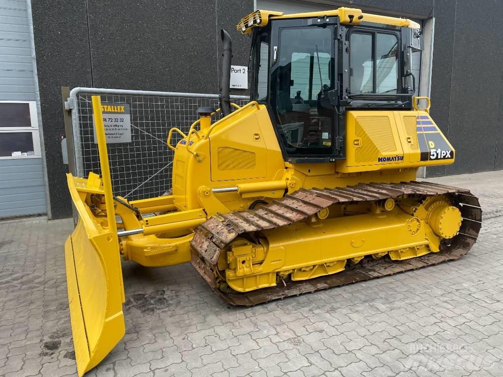 Komatsu D51PX-22 Гусеничні бульдозери
