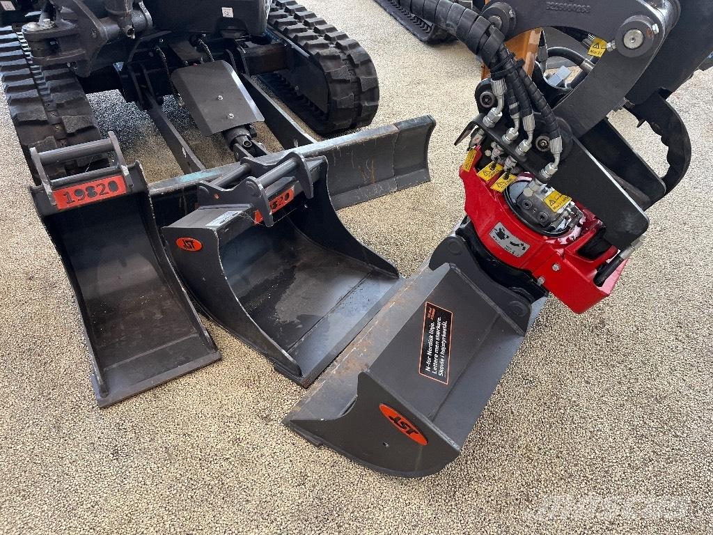 CASE CX 19 D Міні-екскаватори < 7т