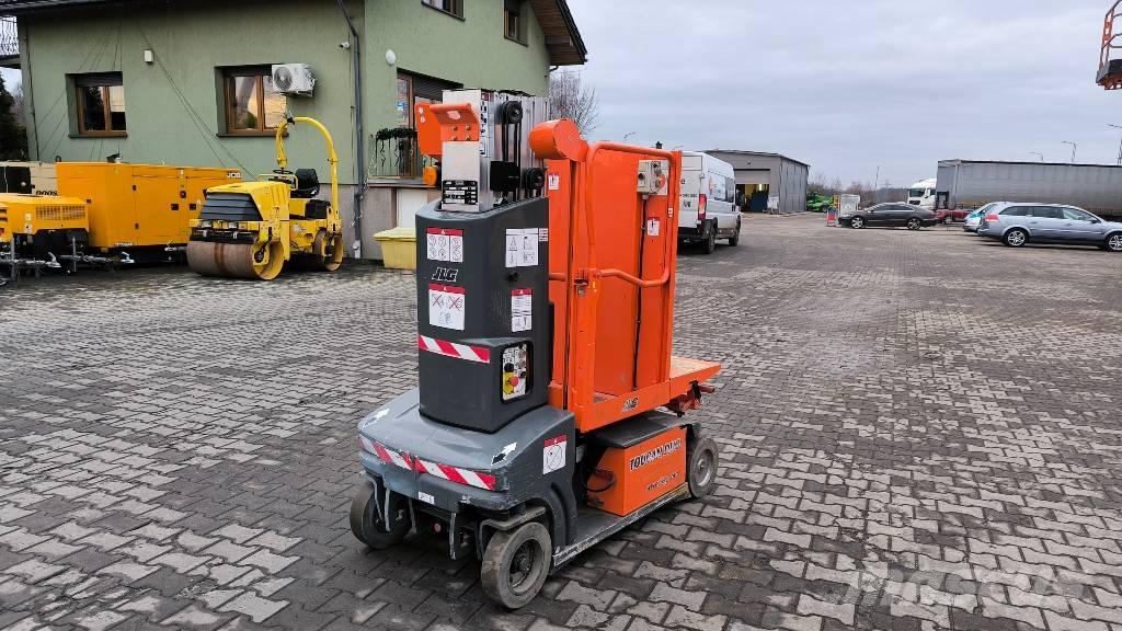 JLG Toucan Duo Вертикальні щоглові підйомники