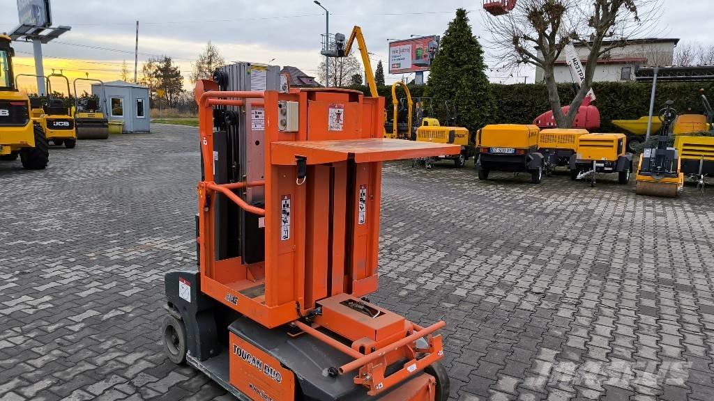 JLG Toucan Duo Вертикальні щоглові підйомники