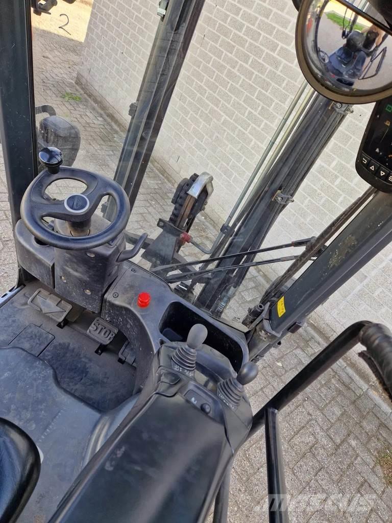Linde E16P-02 Електронавантажувачі