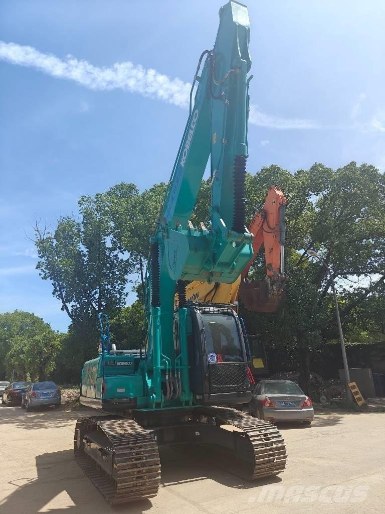 Kobelco SK 200 Гусеничні екскаватори