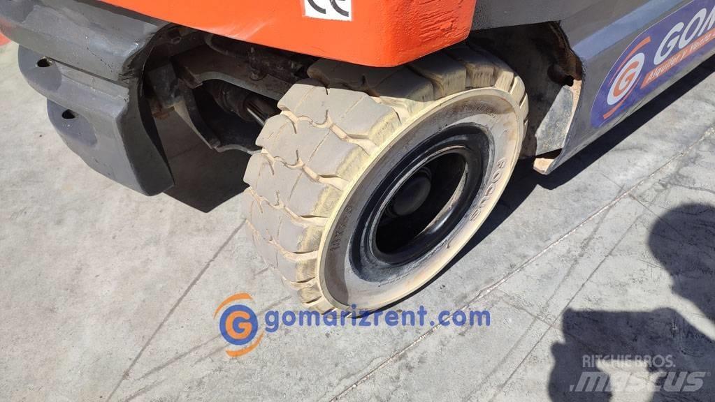 Toyota 7 FBM 30 Електронавантажувачі