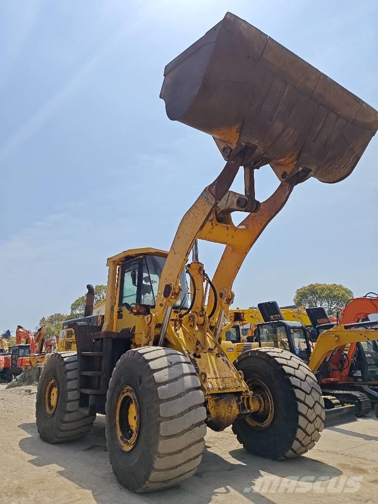Komatsu WA 500 Фронтальні навантажувачі