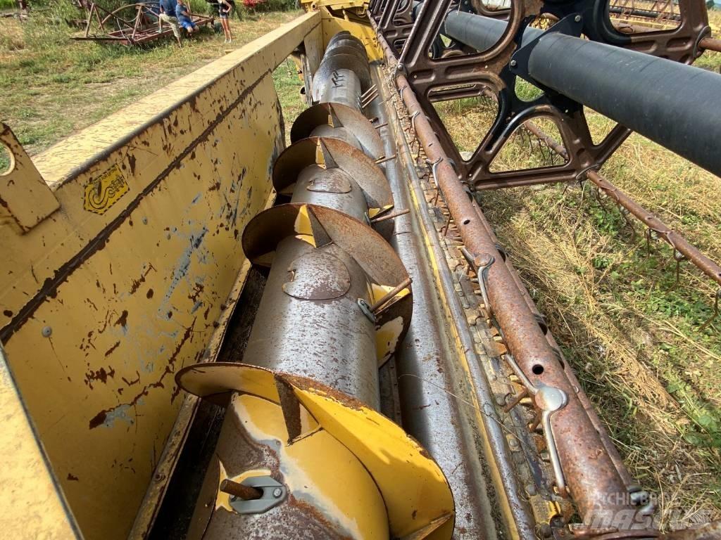 New Holland TX 68 Зернозбиральні комбайни