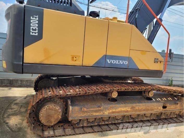 Volvo EC 300 EL Гусеничні екскаватори