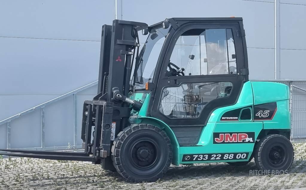 Mitsubishi FD45NT Дизельні навантажувачі