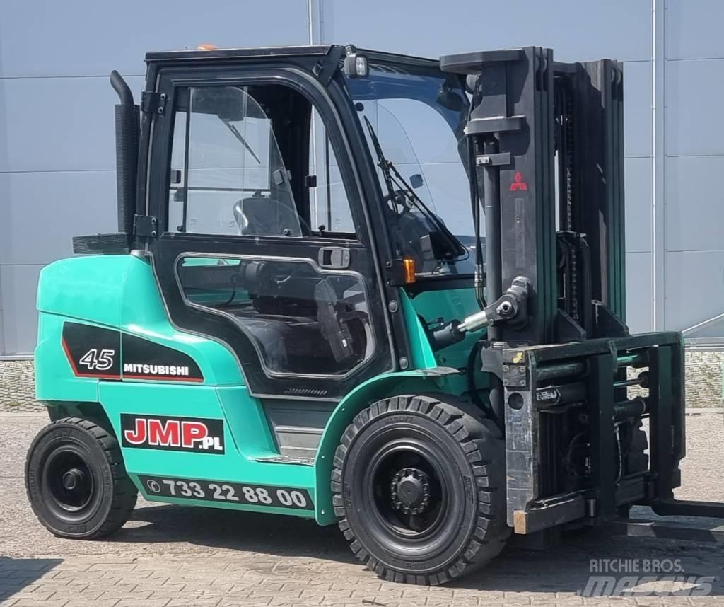 Mitsubishi FD45NT Дизельні навантажувачі