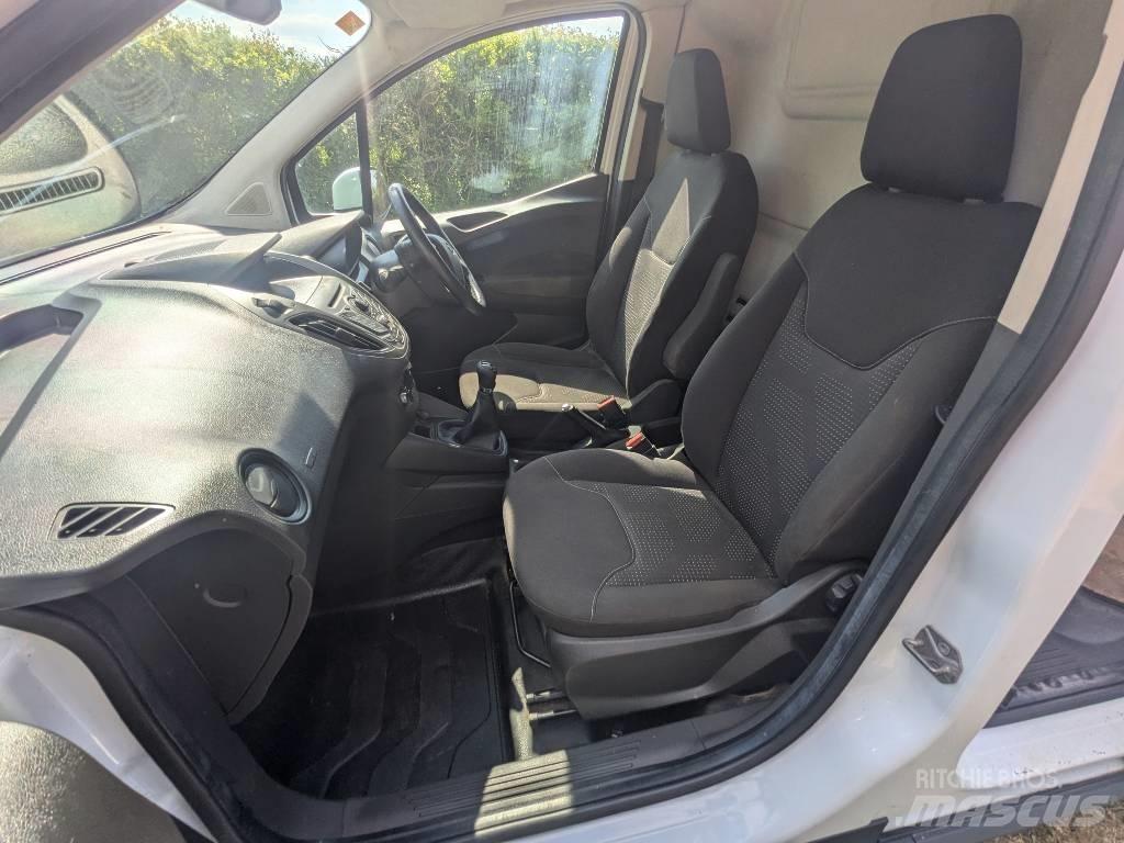 Ford Transit Connect Панельні фургони