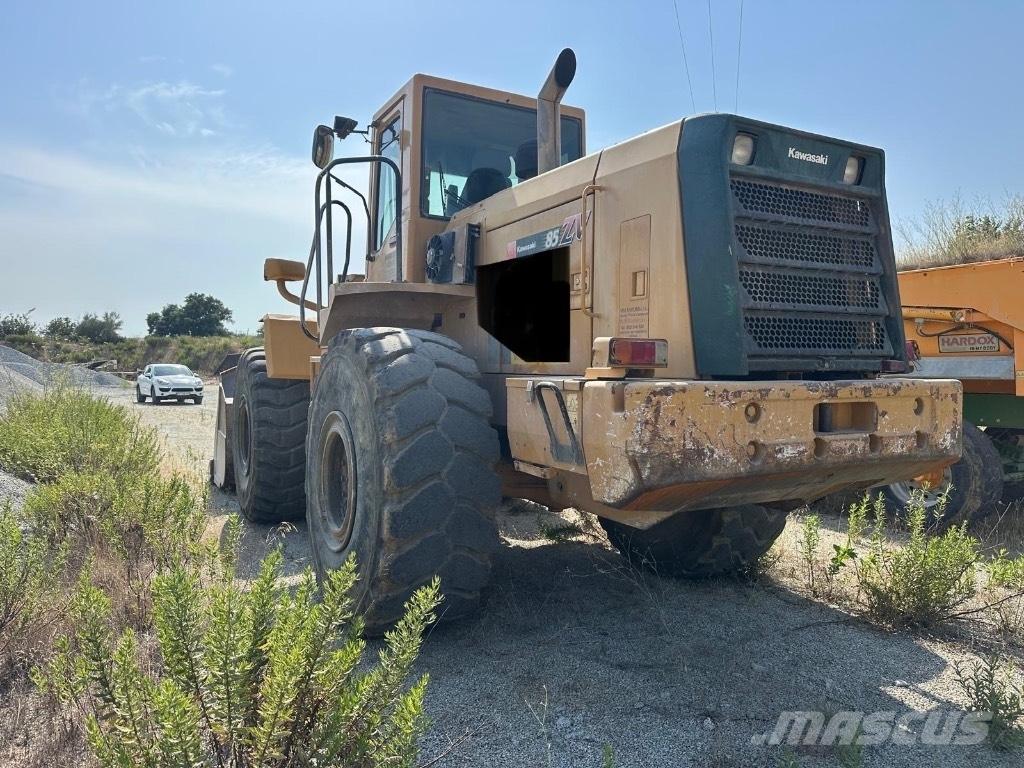 Kawasaki 85 Z IV-2 Фронтальні навантажувачі
