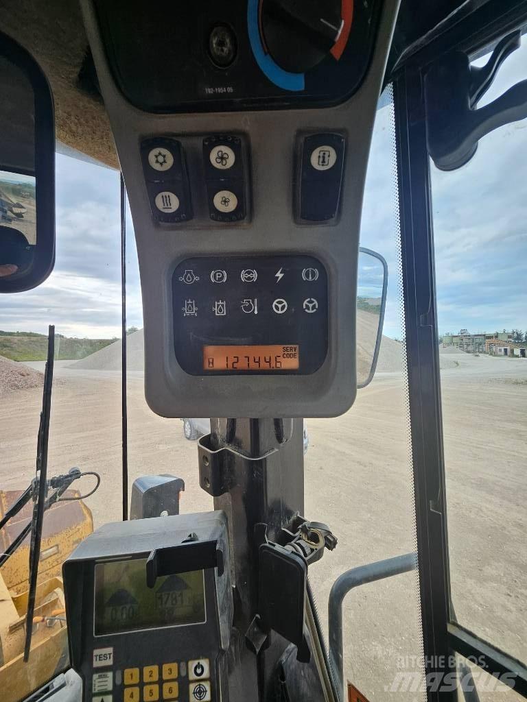 CAT 950 H Фронтальні навантажувачі