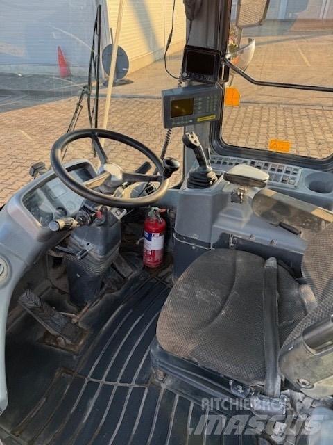 Doosan DL 420-3 CAB Кабіна