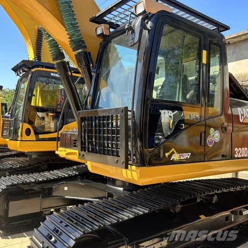 CAT 320 D Гусеничні екскаватори