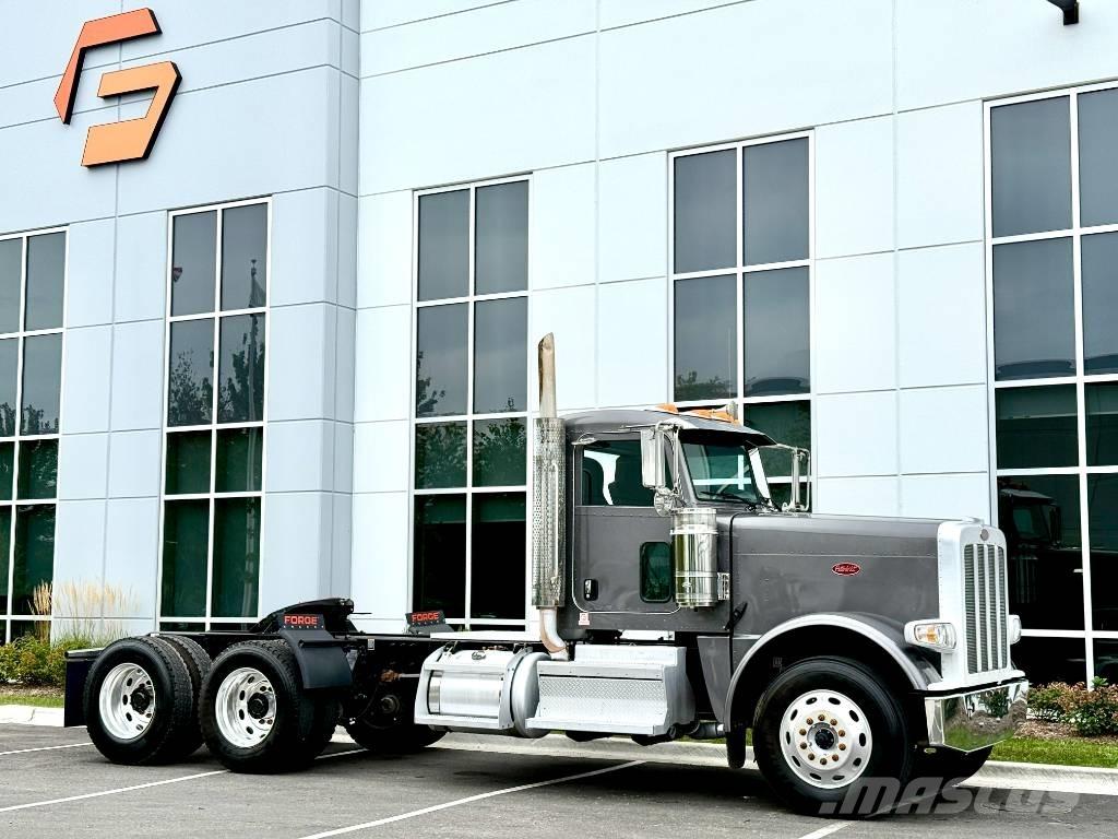 Peterbilt 389 Тягачі