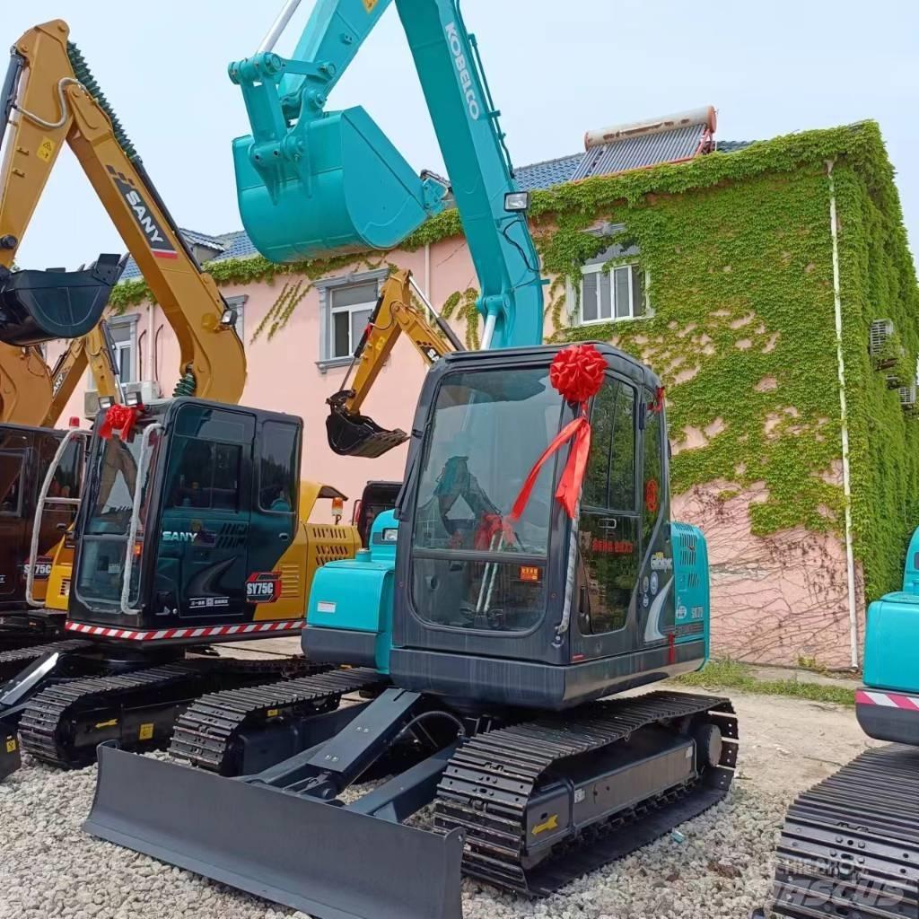 Kobelco SK 75 Гусеничні екскаватори