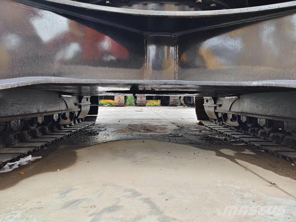 Sany SY 215 C Гусеничні екскаватори