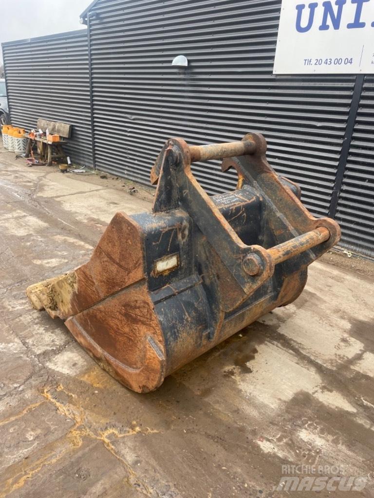  Andet S80 skift Ковші