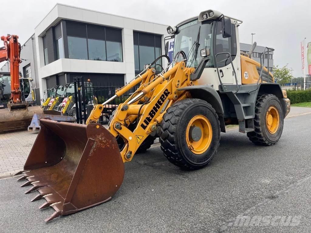 Liebherr L524 Фронтальні навантажувачі