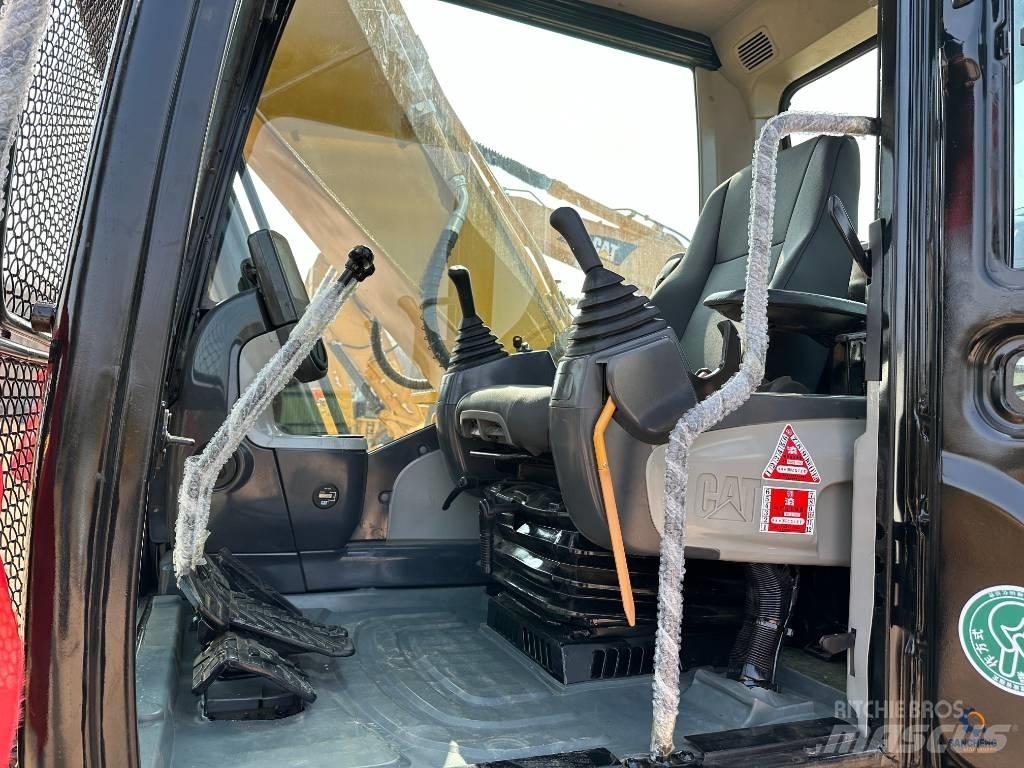CAT 320 D L Гусеничні екскаватори