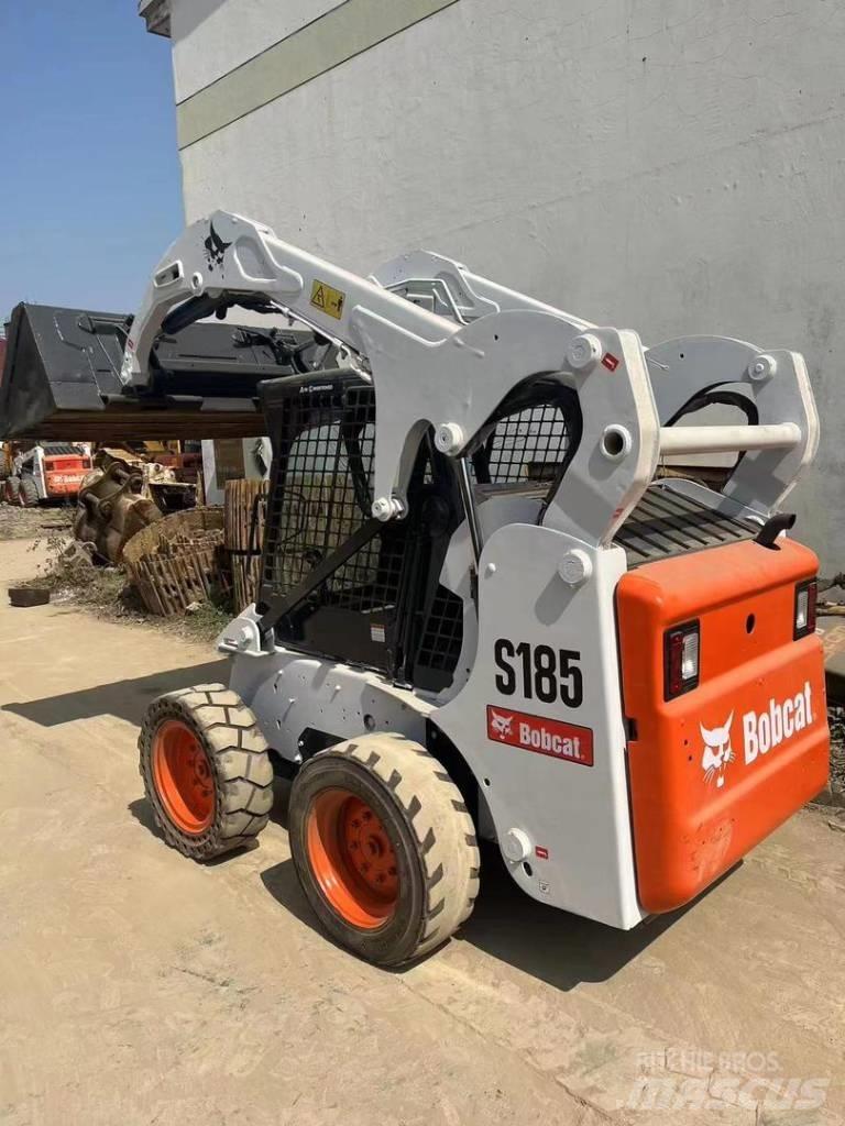 Bobcat S185 Міні-навантажувачі