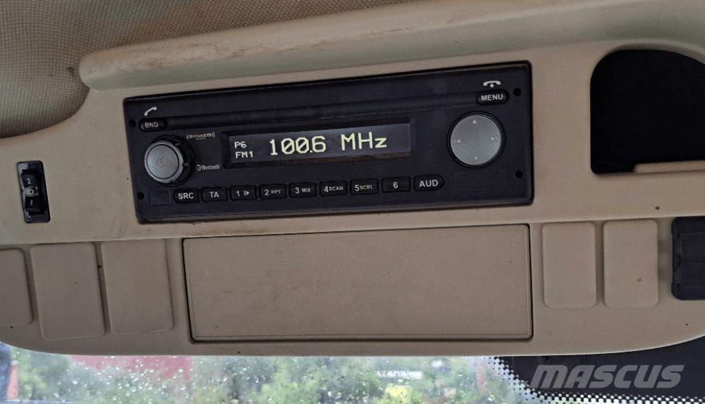 John Deere 6250R Трактори