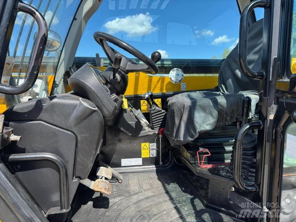 JCB 535-125 Hiviz Телескопічні навантажувачі