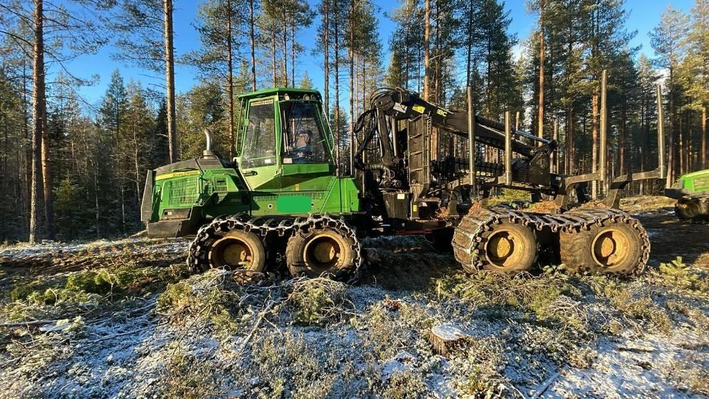 John Deere 1210G Форвардери