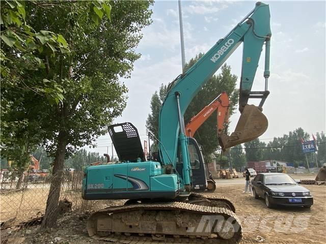 Kobelco SK200-10 Гусеничні екскаватори