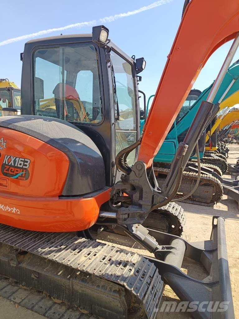 Kubota KX 163 Гусеничні екскаватори