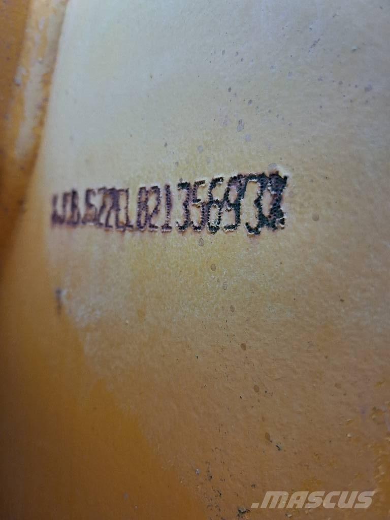 JCB JS 220 N LC Гусеничні екскаватори